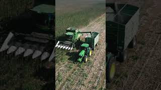 John Deere T660 & 6195M