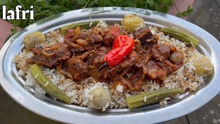 Riz soumara riz soumbala à la viande sautée très savoureuse