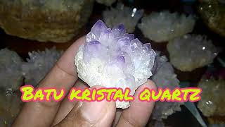 Batu kristal kecubung / Quartz langka