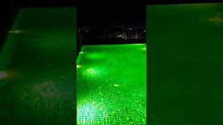 Rooftop Pool #nightlife #rooftop #infinitypool #swimmingpool