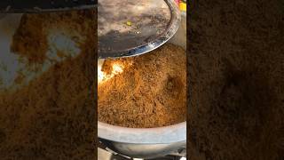 Biriyani #chickenbiriyani #shortsviral #shortsfeeds #youtube #foodie #yummfood #foodlover #shorts