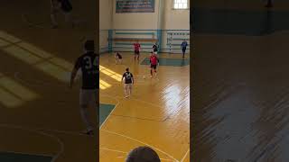 Играл до свистка, несмотря на возмущение соперника и был вознагражден голом #futsal #футзал #гол