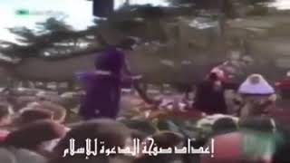 🔥💣 أصنام تعبد و لا تستطيع ان تقف!!! تعالى الله عما يشركون