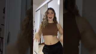 DANCINHA VIRAL • GIOVANNA ALVIM