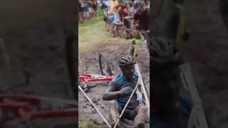 His Head Stuck In the Dirt 😬😬 #mtb #downhill #fail