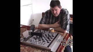 Ruud Martin plays in 2008 against the Novag Robot Adversary