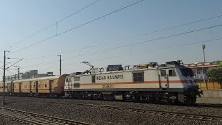 04167 Agra Cantt-Ahmedabad Special Fare SF Special Moving Towards It's Last Stop