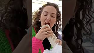 Spuntino in giro per Mosca. Kebab, ovvero shaurmà. #Russia #shorts