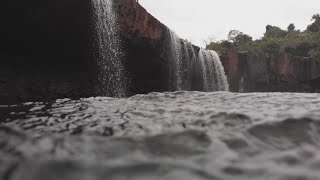 DJI Mavic Air autolands over water after connection loss and sinks to the bottom.