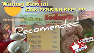 Gak sengaja nemu warung baso yang cucoook.... Gak ada Sepinya!!!!!! gak nyesel deh...