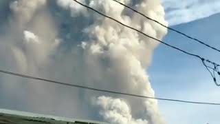 Power of Mother Nature! The eruption of the Taal volcano after 42 years of hibernation.