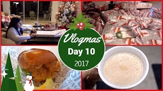 VLOGMAS DAY 10: PDQ, HOMEMADE HOT COCOA & GIFT WRAPPING GALORE!