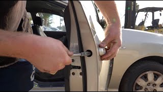 How to Remove and Replace a Hyundai Elantra Exterior Door Handle HD Models 2006-2010