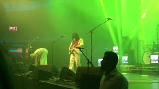 FIDLAR - Leave Me Alone Live (Hollywood Palladium November 2018)