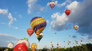 100 karšto oro balionų startas Nemuno saloje Kaune 2018 07 07. #LithuaniaDrone 4k drone Lithuania