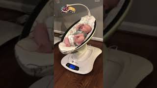 2.5 month old on MamaRoo