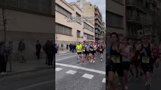 POV: te pillan corriendo la Maratón de Barcelona 👀 #shorts #correr #maraton