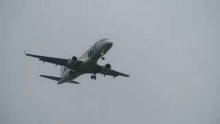 Embraer ERJ170, LOT Polish Airlines (SP-LIF), Warsaw Chopin Airport