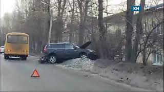 Школьный автобус попал в ДТП в Калуге