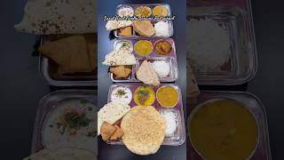 Best Sindhi Food in Surat #sindhifood #suratfoodblogger #foodvideos