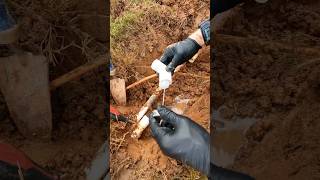 Repairing an underground PVC pipe leak on an irrigation system 🌱💦 #plumbing #plumber #asmr #diy