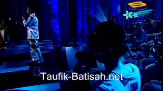 Manusia Miskin Kaya - Taufik Batisah @ Simfoni Lebaran 2011