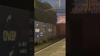 Freightliner freight train pulling out of Coventry station 24/10/24