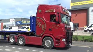 Bronscombe Scania V8 passes NYR yard