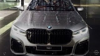 BMW M760i Donington Grey