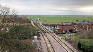 2J83 37716/37407 @Reedham Swing Bridge