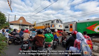 Berangkat Kerja Kecegat Momen Papasan KA Joglosemarkerto & KA Sancaka