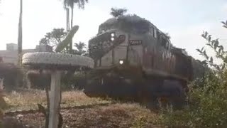 trem da mrs carregado 3 ac44i sentido Tutóia Araraquara.