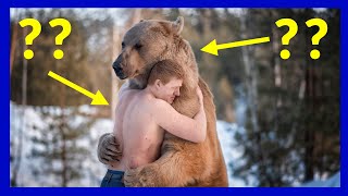 A bear hug? | Learn English | Describe the Photo