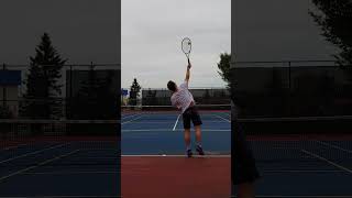 Edge racket drop in tennis serve 🎾