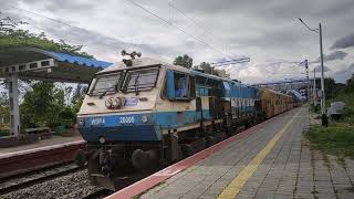 07355 SSS Hubballi Rameshwaram Special Express slowly accelerating out Karmelaram Station #railfans