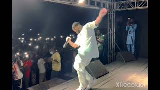 Tayc en concert à Bamako. #tayc ... N'oublie pas de t'abonner