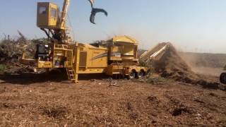 Vermeer TG7000 with Grapple Loader