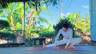 Morning Yoga Flow to Start Your Day with Positive Energy