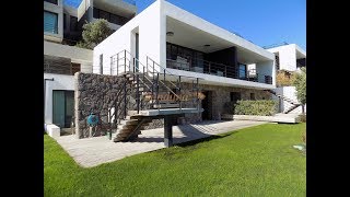 Bodrum Yalıkavak'ta Denize Sıfır Sitede Deniz Manzaralı Havuzlu Bahçeli  4+1 Villa