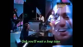 10cc - I'm Not in Love {Lyrics} (1975)