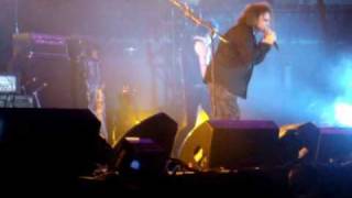 The Cure "Why Can't I Be You" Live Madrid 2008