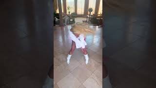 27.09.2023, New Britney Spears Instagram Reels, Britney dancing at home