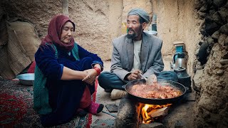 Living the Dream: Cooking Rustic Afghan Delights in a Magical Cave!