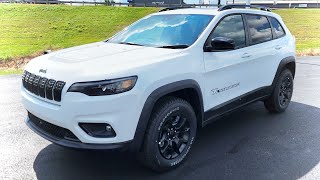 2022 Jeep Cherokee X Review: The Bargain Trailhawk