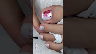 Diseño de uñas con flores super lindos #miarteentusuñas