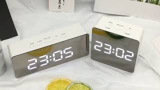 EK-8001 6inches Battery and USB Cable Mirror LED Alarm Clock with Brightness,Snooze