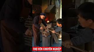 Thợ rèn chuyên nghiệp năm 1990