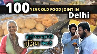 100 Year Old Veg Food Joint in Delhi | Best Namkeen and Sweets | Chole Bhature Lassi | Bhogal Market