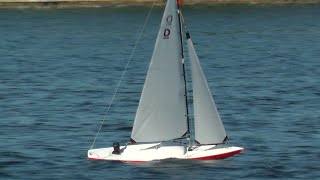 Int. Dragon - One Meter RC Sailboat - Evening Sail at Lake Maschsee