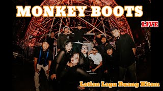 Monkeyboots - Ruang Hitam Live Latian Specials untuk acara Synchronize Festival Jakarta .